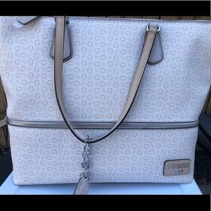 Guess Large tote